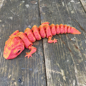 3D printed small chameleon reptile red gold colourway fully articulated body Pilola 